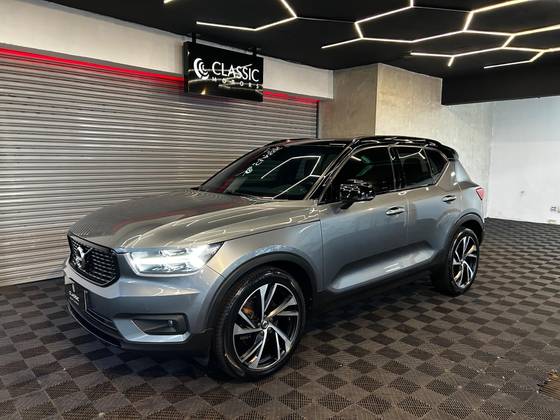 VOLVO XC40 2.0 T5 GASOLINA R-DESIGN AWD GEARTRONIC VOLVO XC40 2.0 T5 GASOLINA R-DESIGN AWD GEARTRONIC